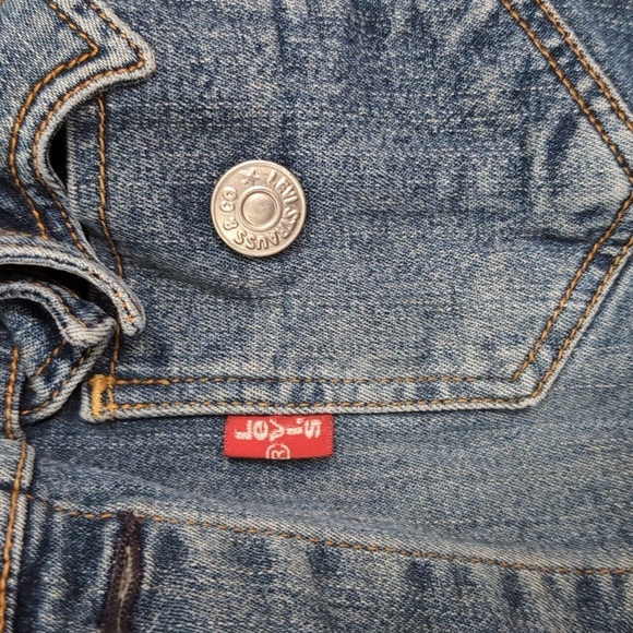 2004 Vintage Levi Strauss Trucker Jean Jacket Light Wear Size Junior's Large - Picture 4 of 6